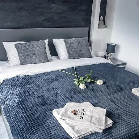 Delux 14 Апартаменты