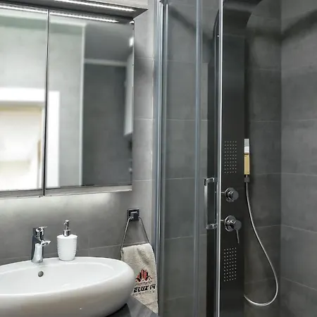 Delux 14 Апартаменты