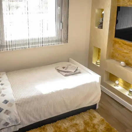 Delux 14 Апартаменты Суботица